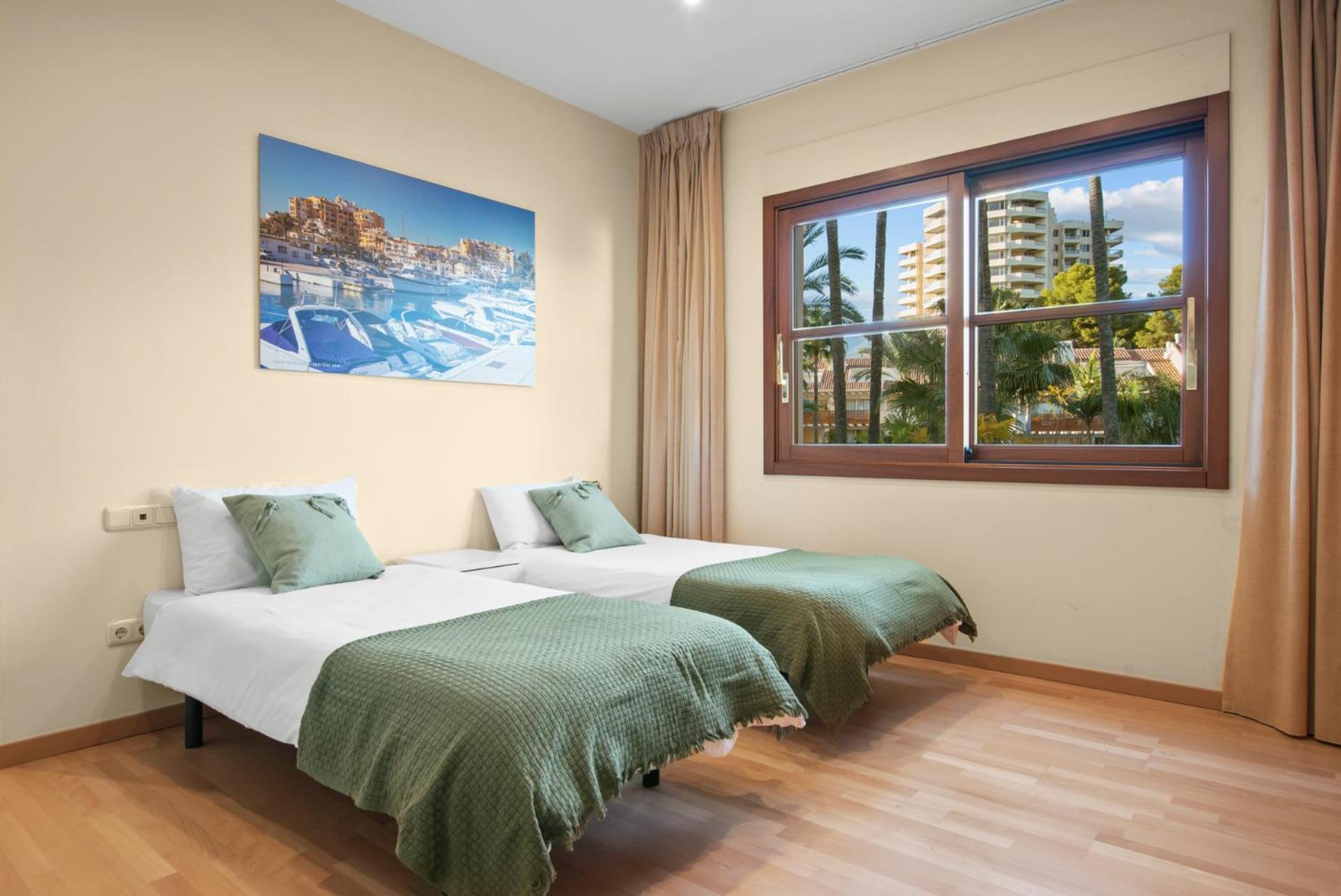 Luxury Villa Robledal By Mabiente - Views Of The Sea And The Golf Course มาร์เบยา ภายนอก รูปภาพ